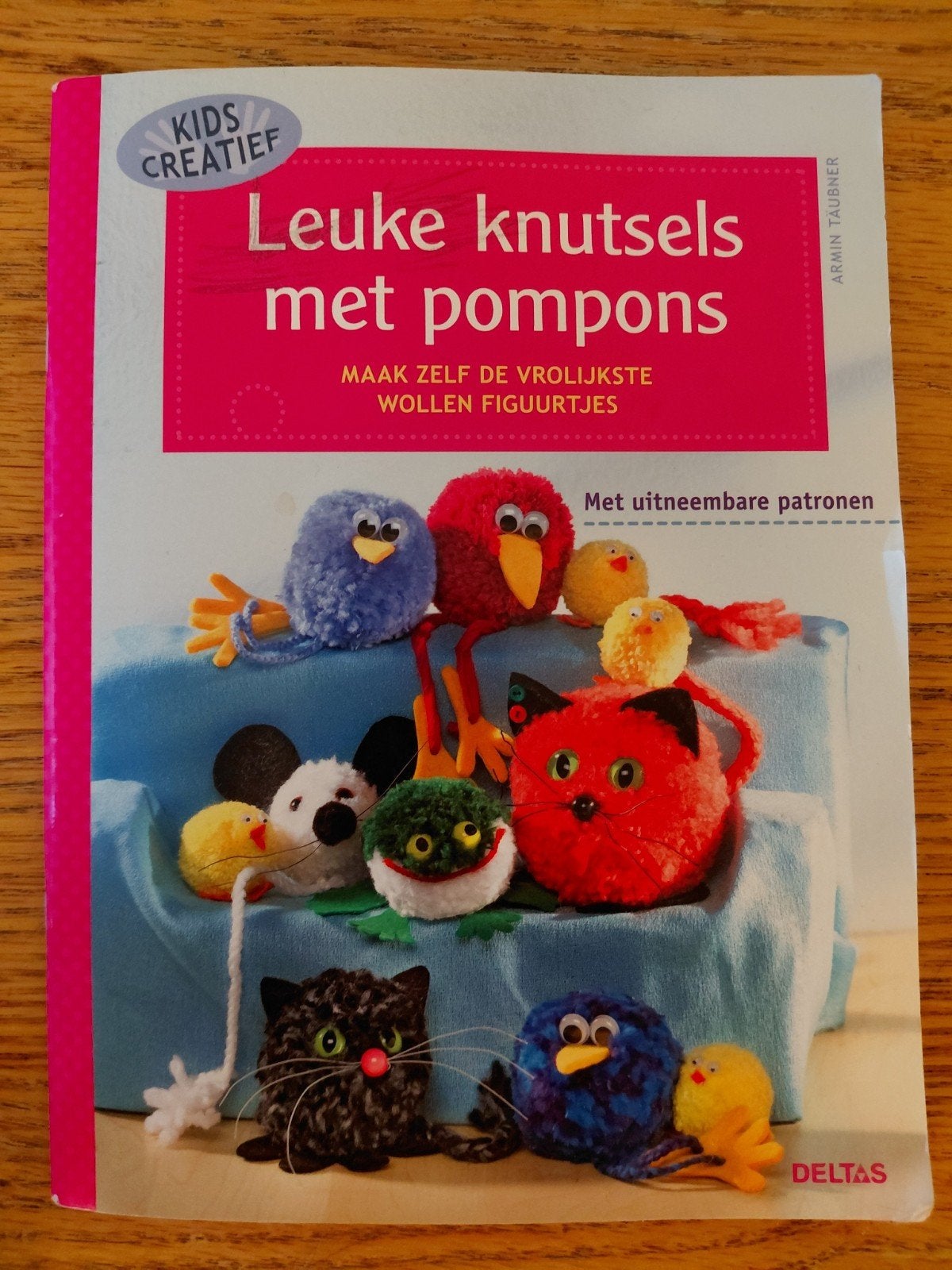Leuke knutsels met pompons - Maak zelf vrolijke figuren, Gebruikt, Dieren, Meerkleurig, Ophalen of Verzenden