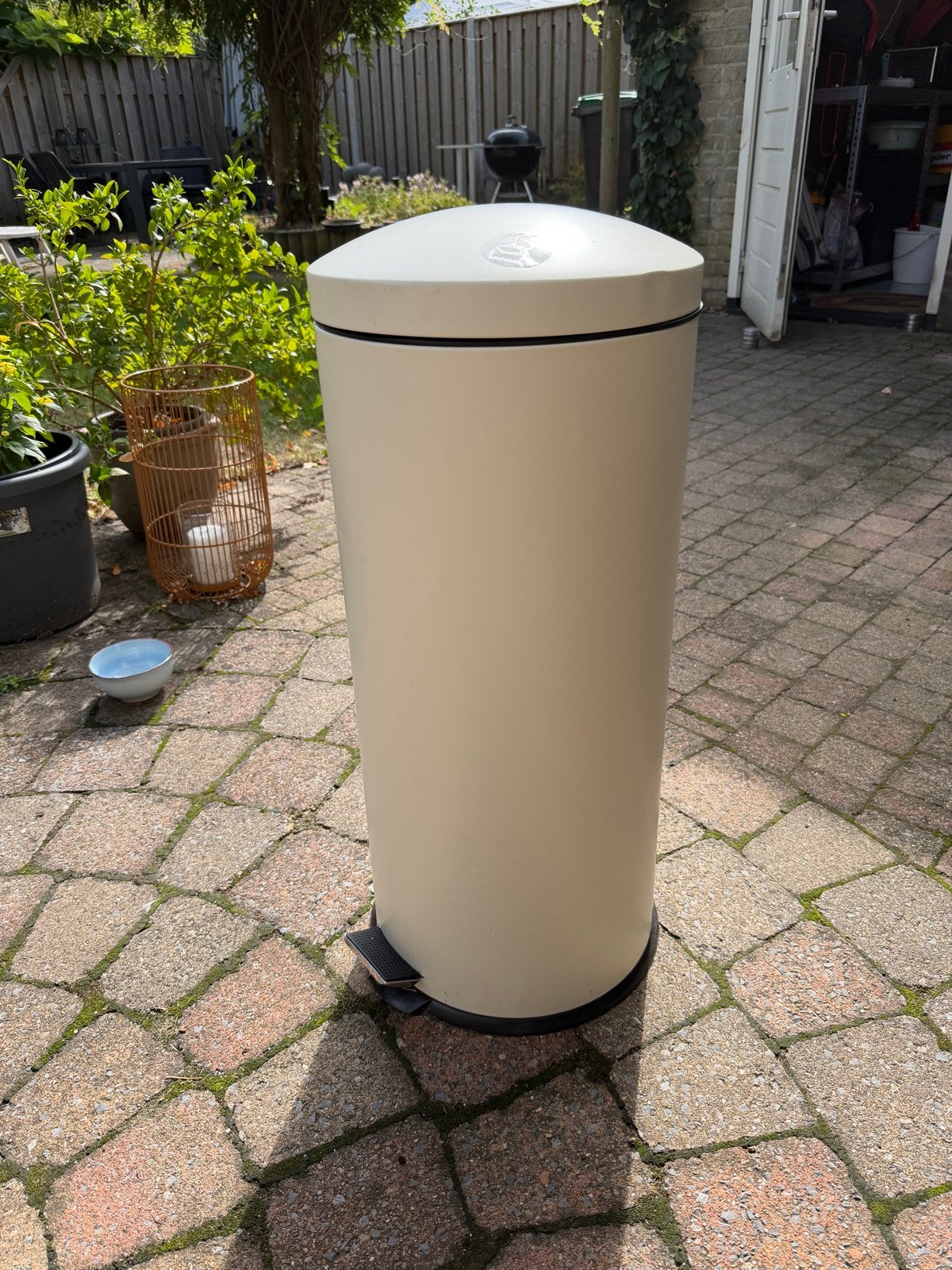 Leenbakker pedaalemmer 30 liter beige, Huis en Inrichting, Woonaccessoires | Prullenbakken, Ophalen, Met pedaal, Metaal, 20 tot 30 liter
