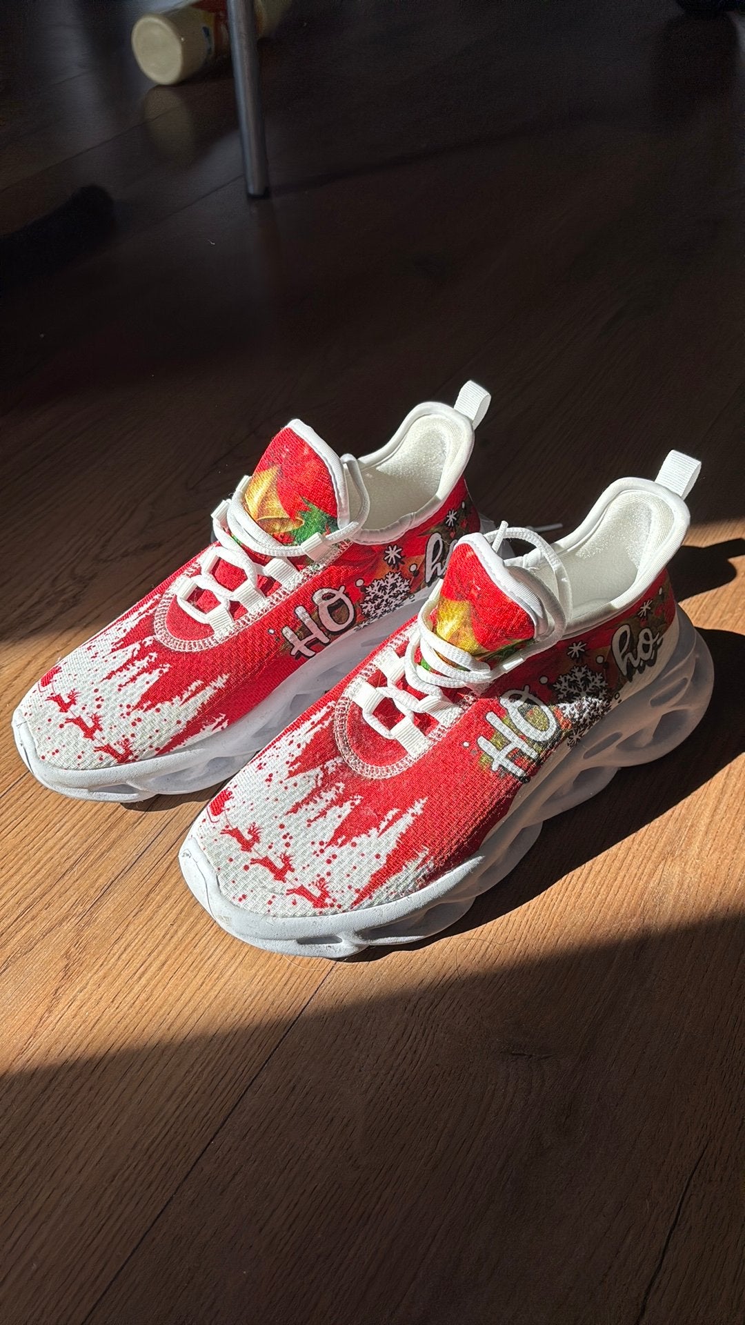 Foute kerst schoenen/ sneakers | Maat 40 | Rood/wit, Ophalen of Verzenden, Zo goed als nieuw
