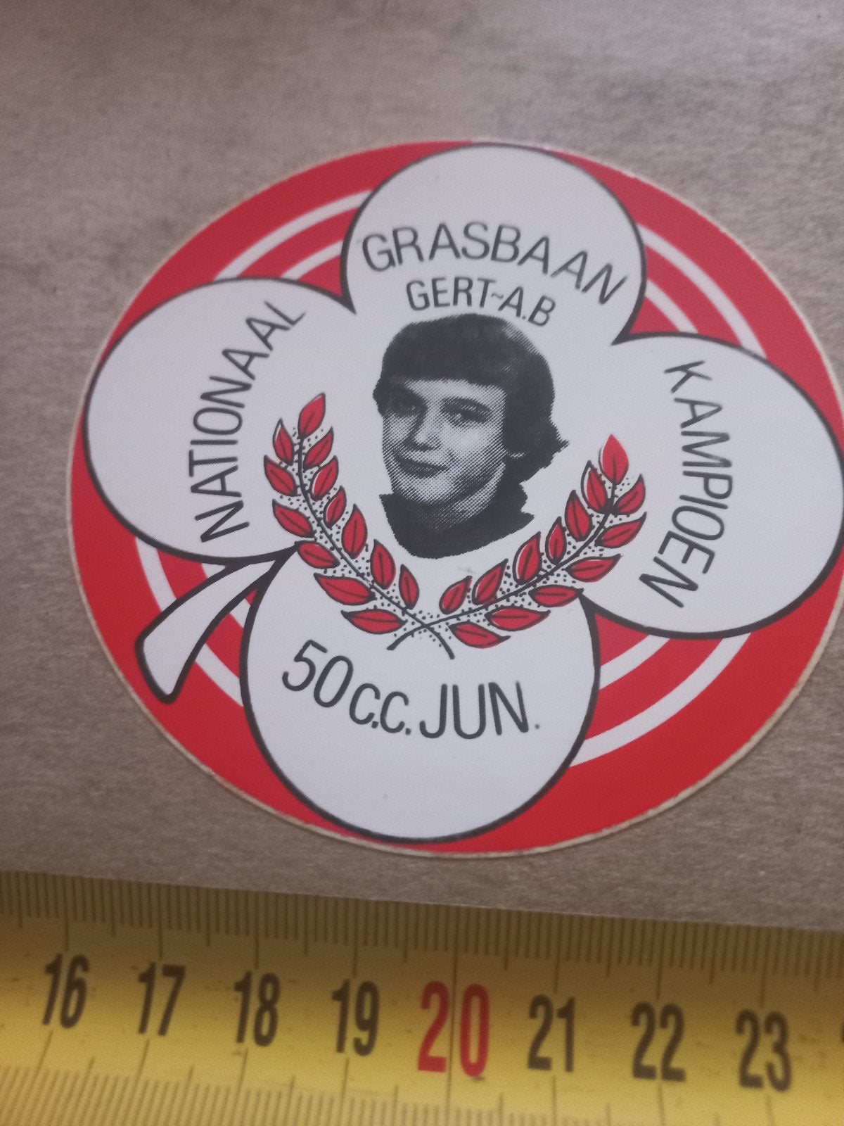 Nationale Grasbaan Kampioen 50cc Junior Sticker, Ophalen of Verzenden, Gebruikt