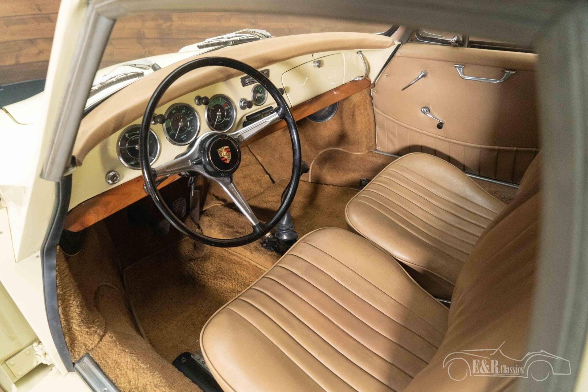 Porsche 356B Karmann Coupe | 1 van 600 gebouwd | 1961, Auto's, Achterwielaandrijving, Zwart, 1600 cc, Beige