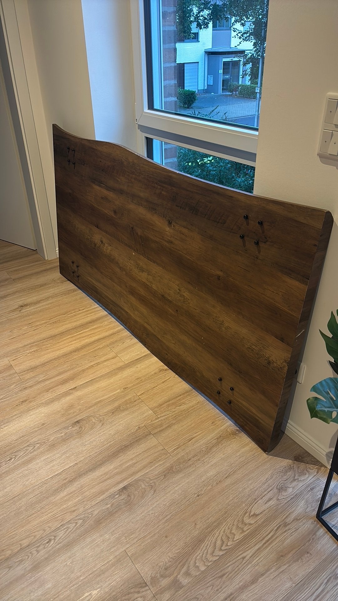Eikenhouten eettafel met metalen onderstel, Huis en Inrichting, Ophalen, Gebruikt, Eikenhout, 50 tot 100 cm