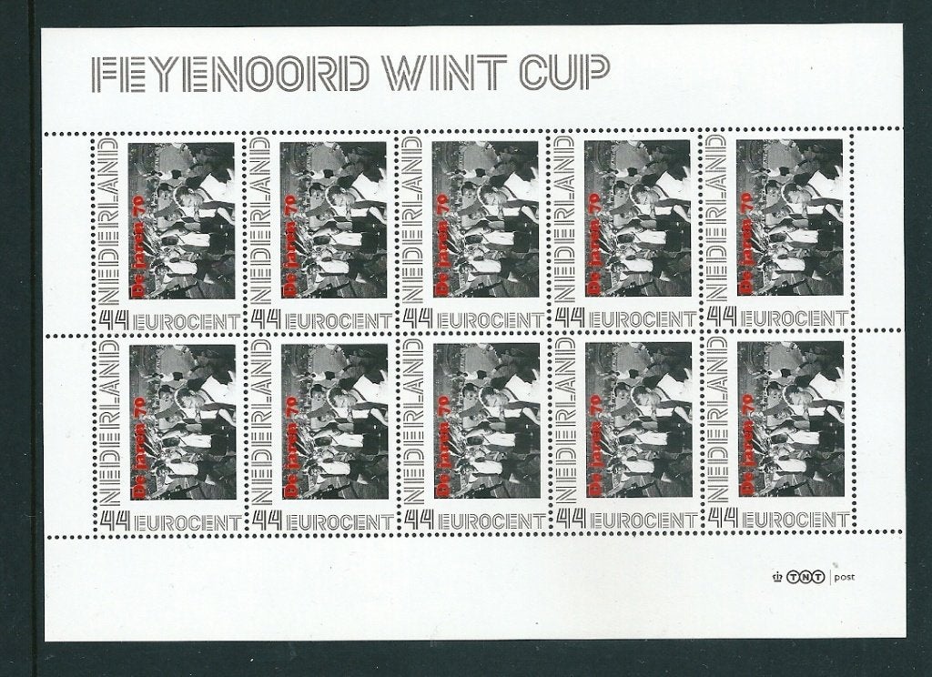 Vel persoonlijke zegels Feyenoord wint de cup, postfris, Postzegels en Munten, Ophalen of Verzenden, Postfris