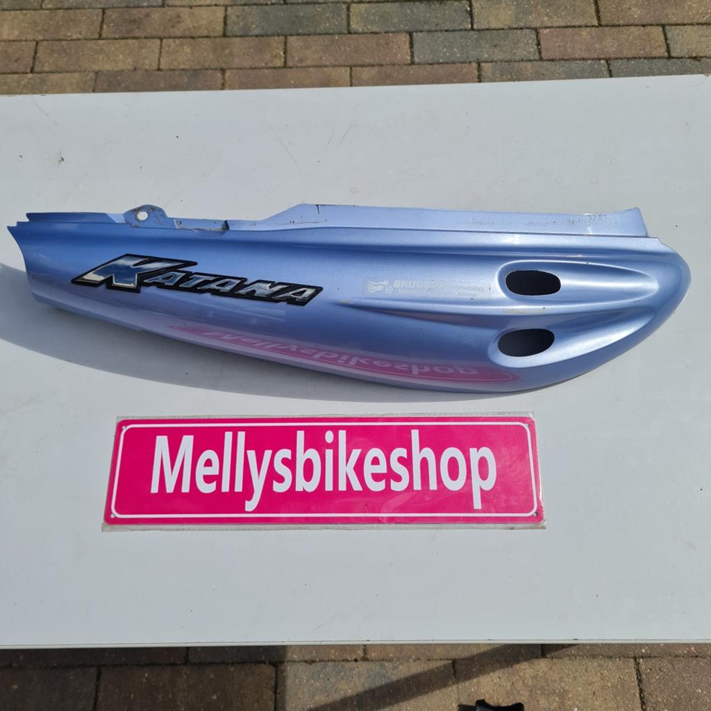 Suzuki katana AY50 Rechter zijkap achterkuip, Ophalen of Verzenden, Suzuki, Info@suzuki.nl, Nl