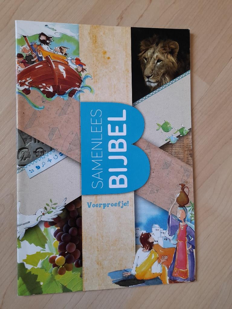 SAMENLEES BIJBEL VOORPROEFJE, Ophalen of Verzenden, Zo goed als nieuw