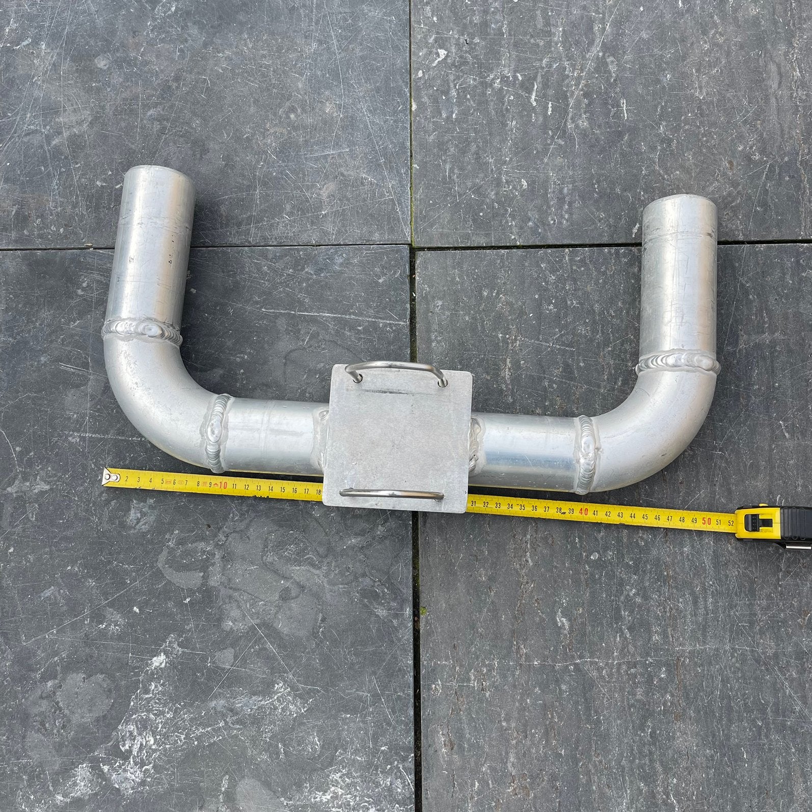 Aluminium houder voor bv 2 antennes, Telecommunicatie, Antennes en Masten, Ophalen, Antenne