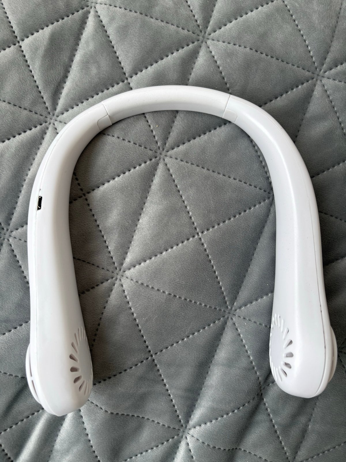 Draagbare Nekventilator Wit - USB Oplaadbaar, Ophalen of Verzenden, Zo goed als nieuw, Overige