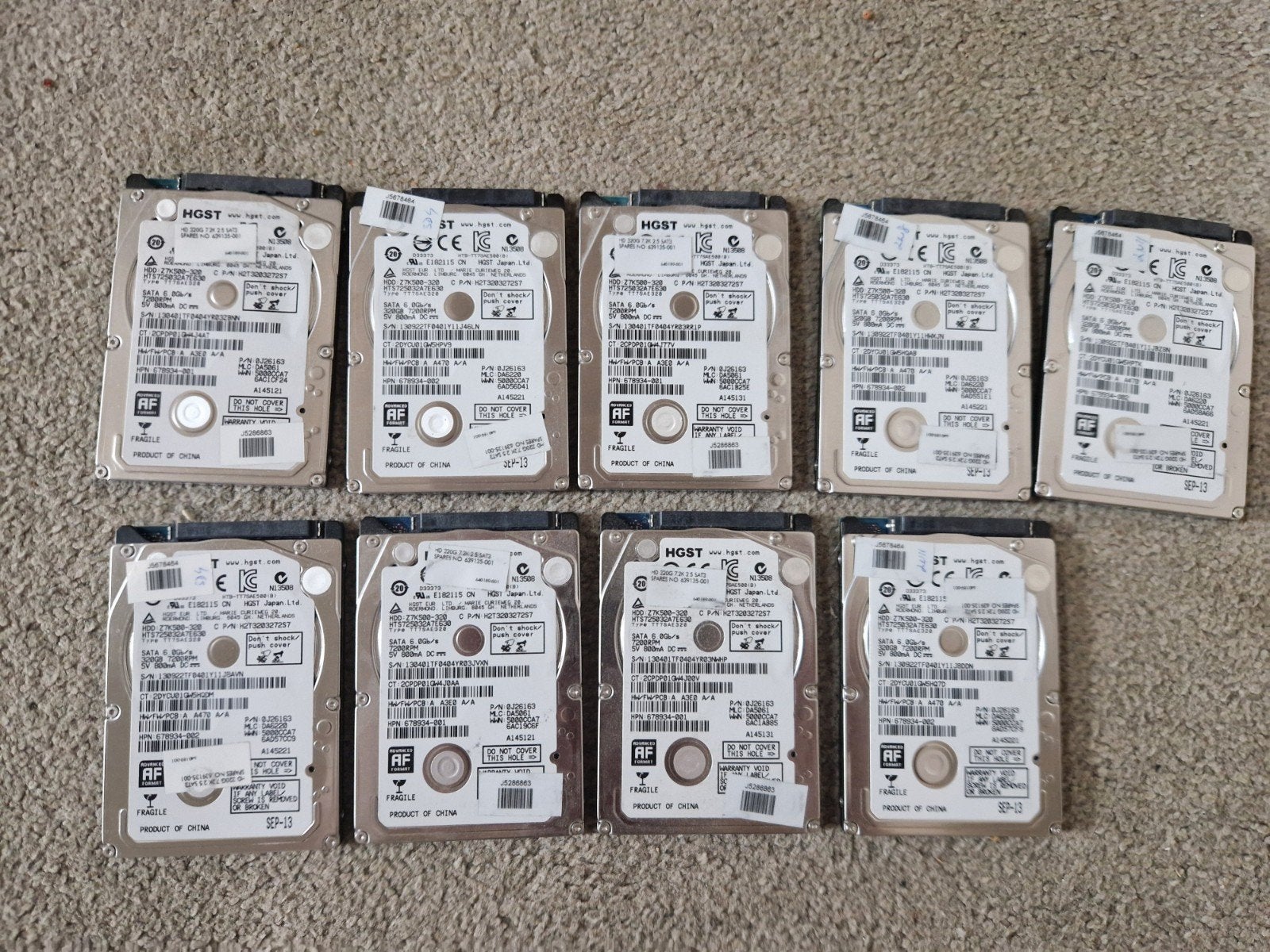 HGST 320 GB 2.5 inch SATA HDD 9 x, Ophalen, Intern, Gebruikt, 320GB