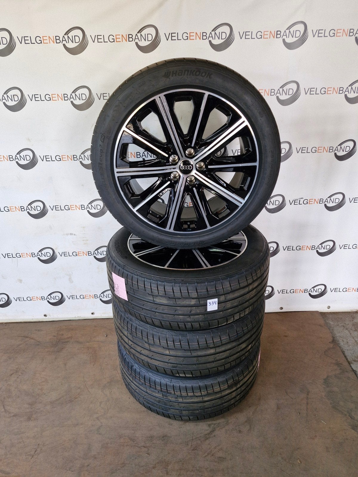 Zomerset Audi Q4 E-tron RS design F4 235 50 255 45 20 5x112, Audi, ., Banden en Velgen, Nieuw