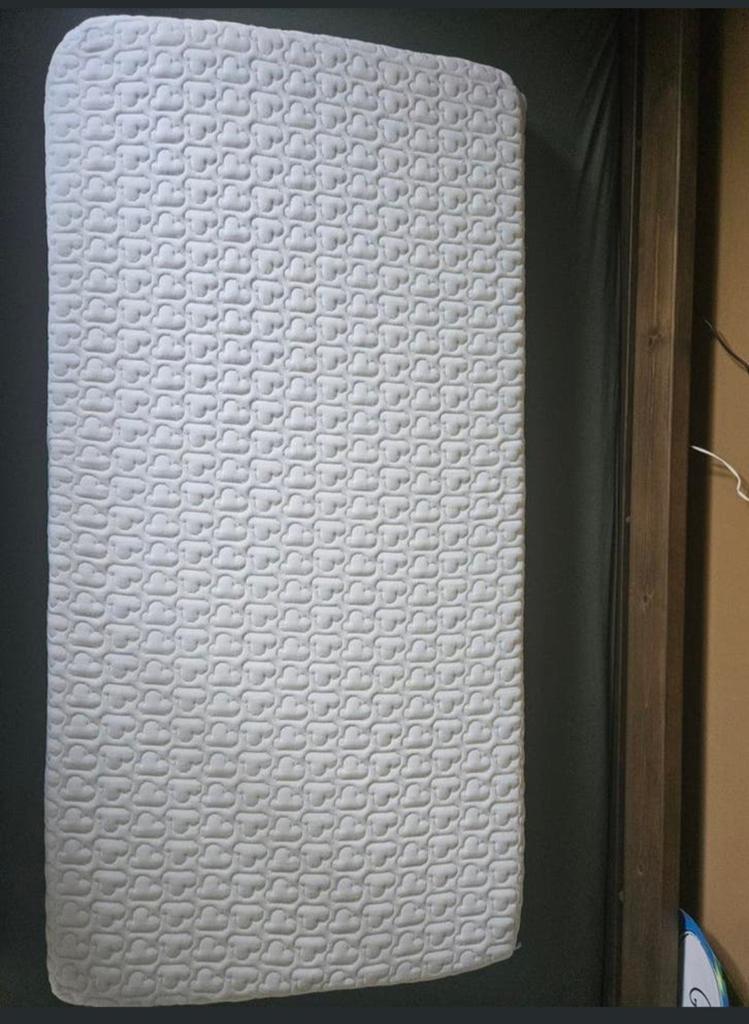 Aerosleep matras met toe behoor, Ophalen, Zo goed als nieuw, Minder dan 140 cm, Matras