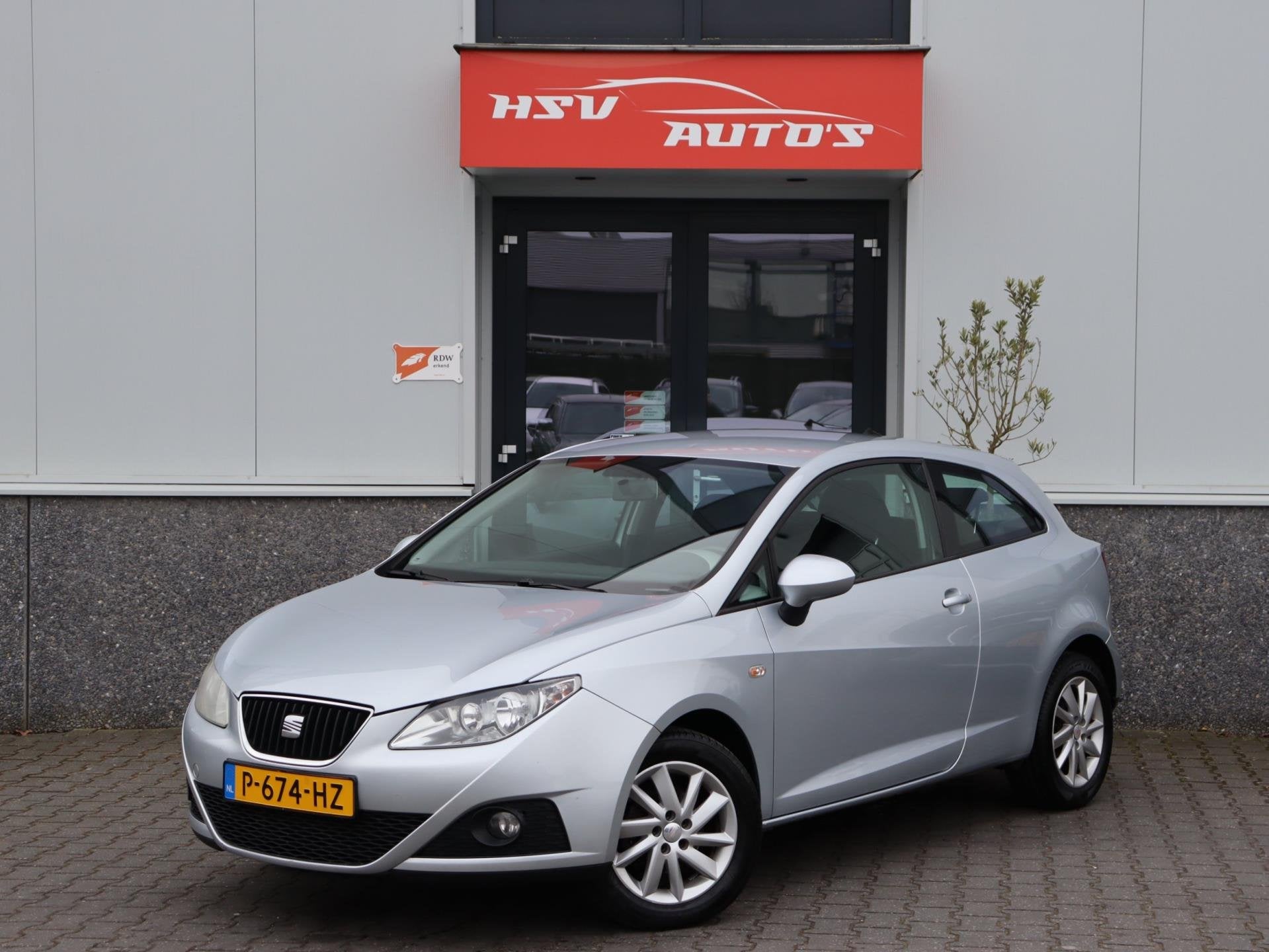 Seat Ibiza SC 1.4 Sport-up airco LM cruise, Voorwielaandrijving, 86 pk, 4 cilinders, Multifunctioneel stuurwiel