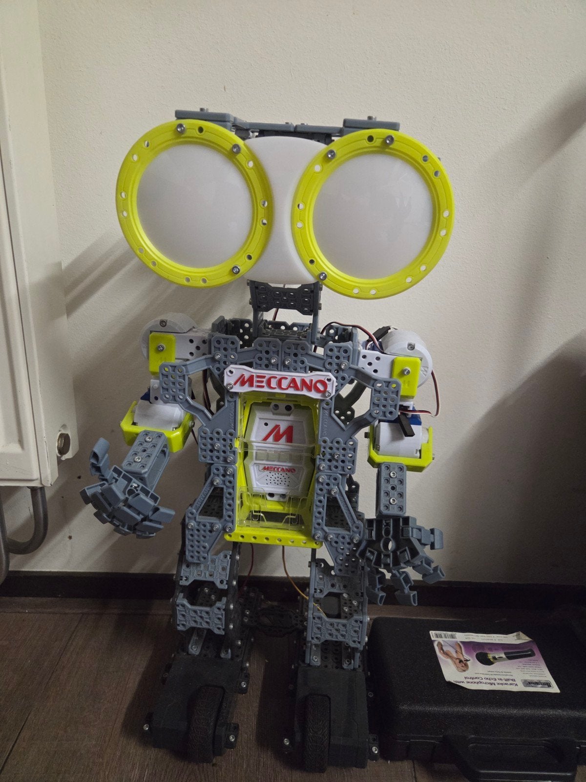 Meccanoid programmeerbare robbot, Ophalen, Gebruikt, Bouwen, Met geluid