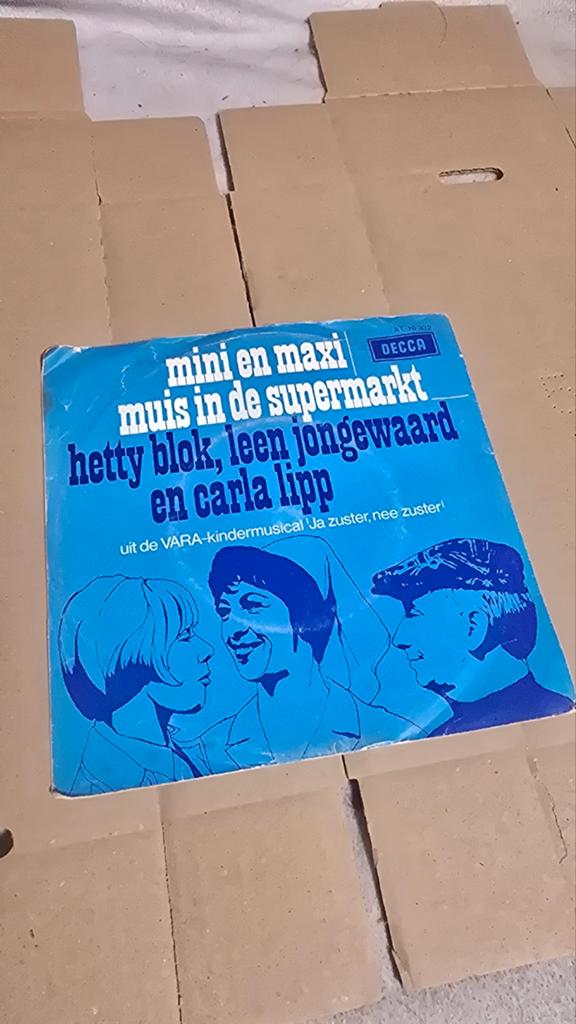 Mini en Maxi - Muis in de Supermarkt (VARA-kindermusical), Cd's en Dvd's, Vinyl Singles, Gebruikt, Single, Ophalen of Verzenden