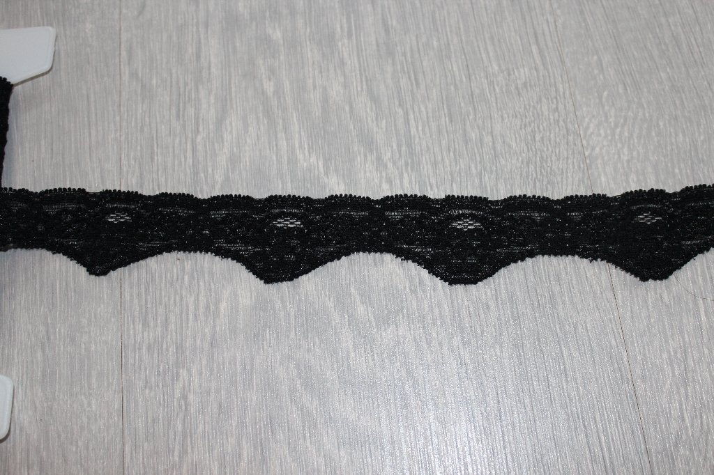 Haspel zwart elastische kant - schulp rand 2,5/4cm #1246, Hobby en Vrije tijd, Naaien en Fournituren, Ophalen of Verzenden, Nieuw