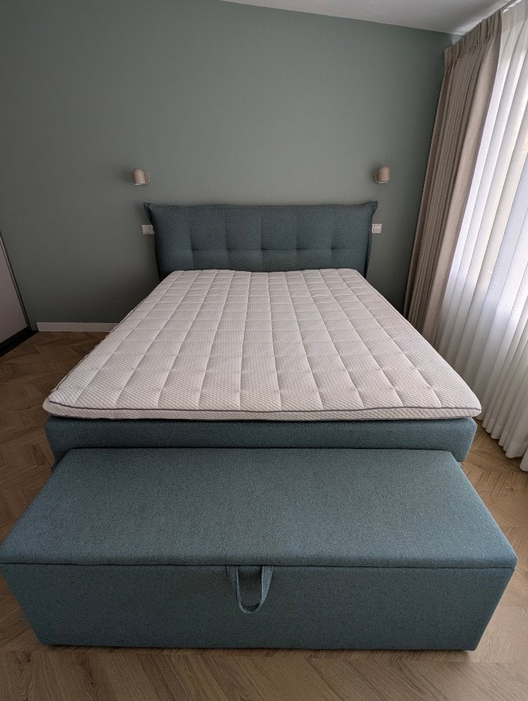 Luxe Boxspring 160x200 + Dekenkist + Essenza Sprei, Ophalen, Gebruikt, Blauw, Tweepersoons