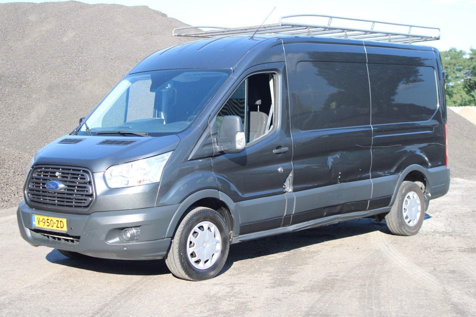 Ford Transit 350 2.0 TDCI L3H2 Trend (bj 2019), Auto's, Bestelauto's, Stof, 4 cilinders, 14 km/l, Bedrijf