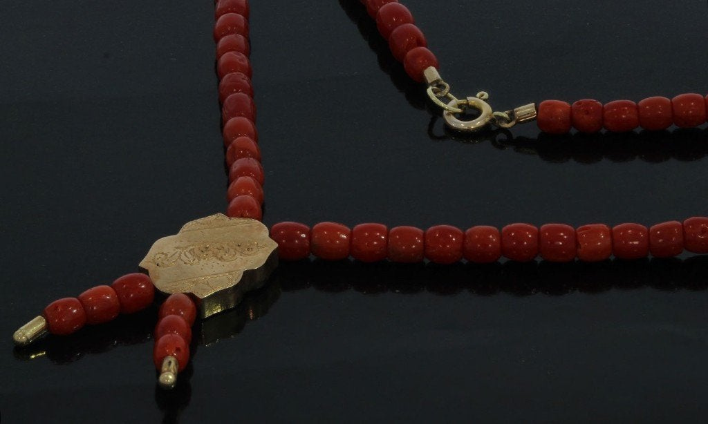 Bloedkoraal fraaie ketting 14k slot goud hanger dame vintage, Ophalen of Verzenden, Goud, Ketting, Met edelsteen