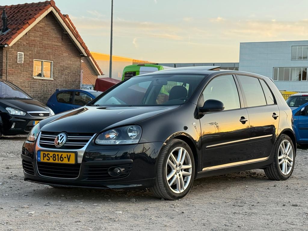 Volkswagen Golf 2.0 TDI GT Sport/ AUTOMAAT/ DAKJE/ VELGEN, Gebruikt, 4 cilinders, 700 kg, Zwart