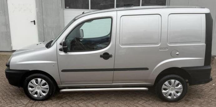 Fiat Doblo 1.3 JTD 2005, Auto's, Bestelauto's, Voorwielaandrijving, Stof, 4 cilinders, Origineel Nederlands