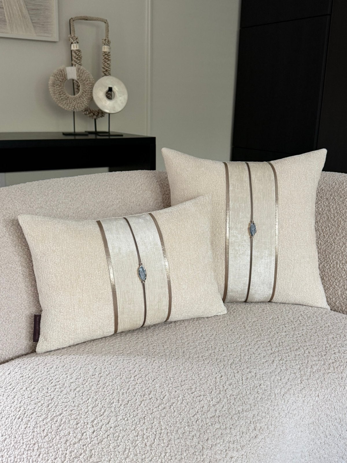 Luxe sierkussens 2st.  – crème/parelmoer – 45x45 cm + 30x45, Ophalen of Verzenden, Nieuw, Vierkant, Sierkussen