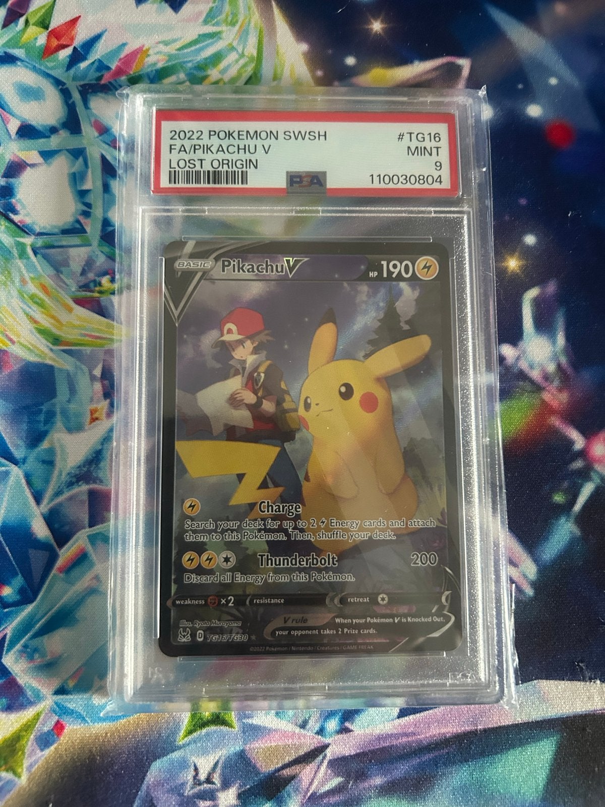 PSA 9 Pikachu V Full Art Lost Origin Pokémon Kaart, Ophalen of Verzenden, Zo goed als nieuw, Losse kaart