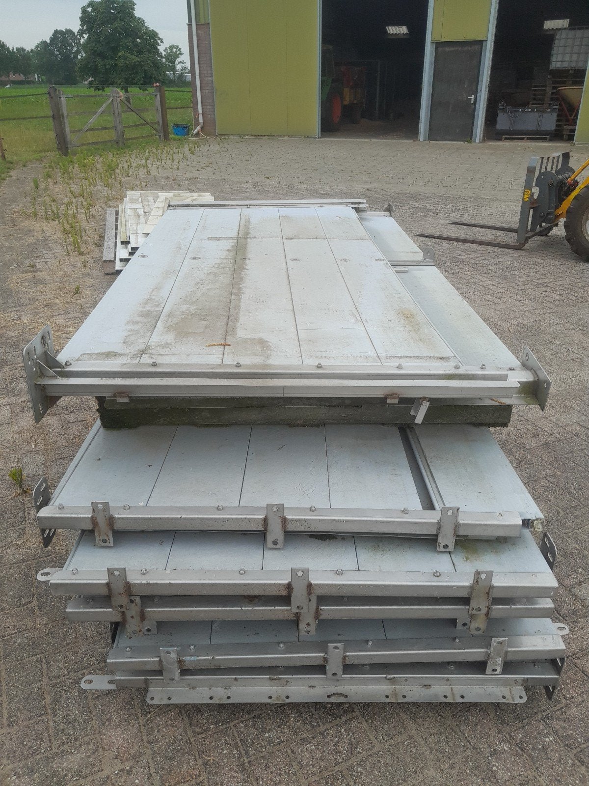 Wanden kunstof scheidings wanden, Ophalen, Gebruikt, Overige materialen, 20 tot 50 mm