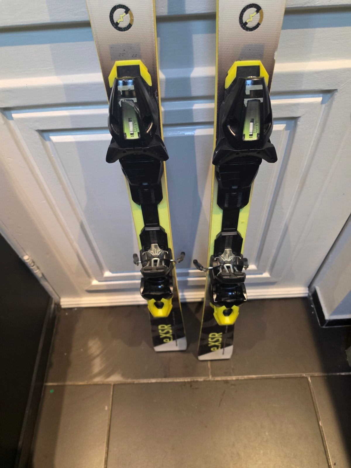 149cm HEAD E.XSR WORLDCUP REBELS ALL ROUND SKIS, 140 tot 160 cm, Ophalen of Verzenden, Zo goed als nieuw, Carve