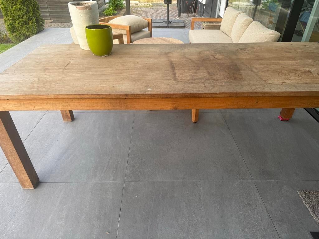 Robuuste houten tafel in goede staat, Leiderdorp, Huis en Inrichting, Tafels | Eettafels, Gebruikt, Verzenden, 200 cm of meer