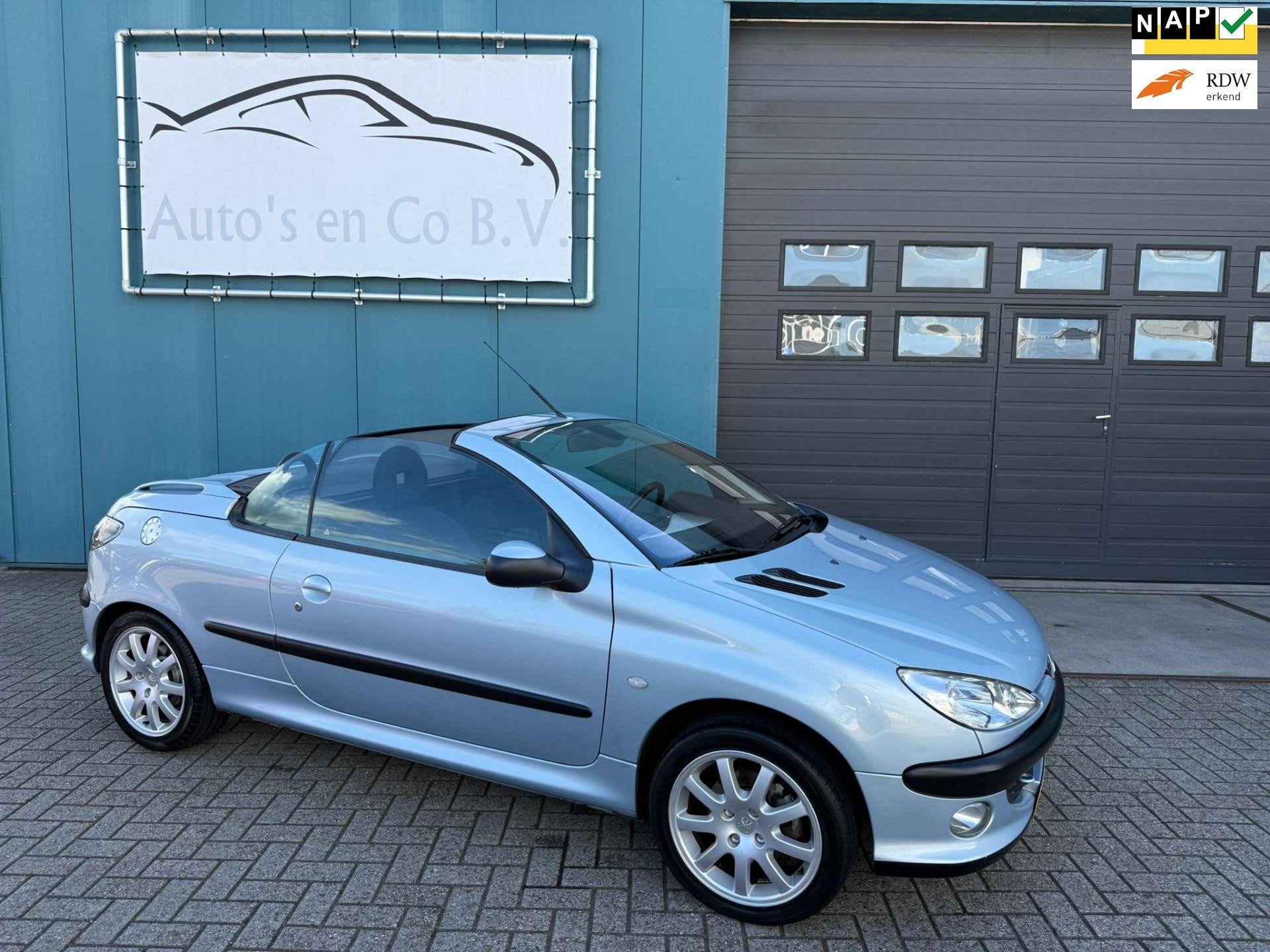 Peugeot 206 CC 2.0-16V Cabrio Clima16"Lm velgen Uniek nette, Auto's, Peugeot, 136 pk, Gebruikt, 4 cilinders, Cabriolet