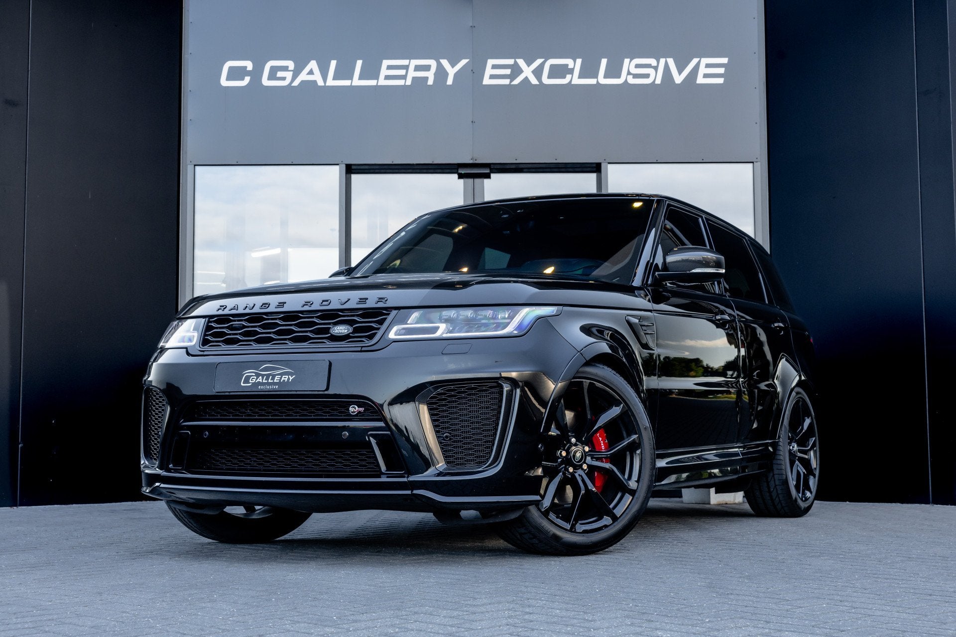 Land Rover Range Rover Sport 5.0 V8 SC SVR - Panorama | Carb, Automaat, 3000 kg, Zwart, Vierwielaandrijving