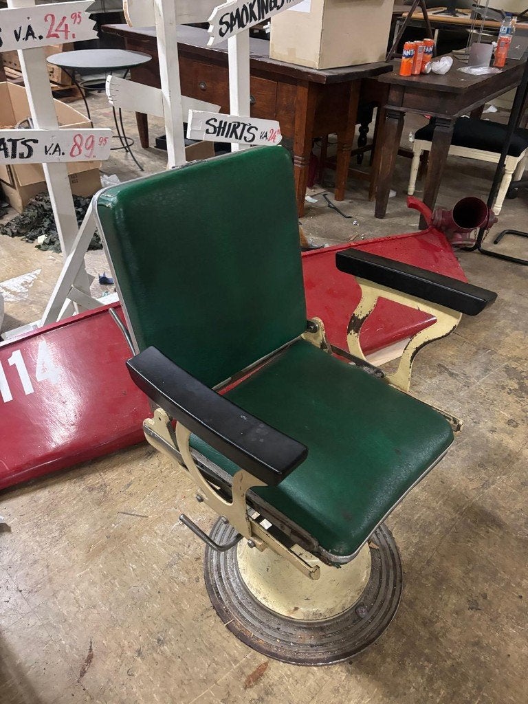 Vintage hydraulische heren kappersstoel origineel, Huis en Inrichting, Stoelen, Ophalen, Gebruikt, Overige kleuren, Vintage