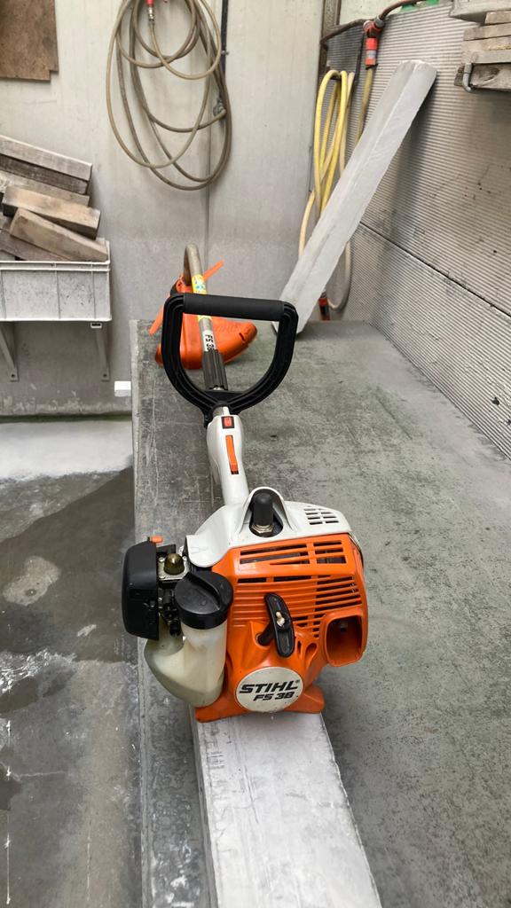 Nette stihl fs 38 bosmaaier. Benzine, Tuin en Terras, Ophalen of Verzenden, Zo goed als nieuw, Benzine