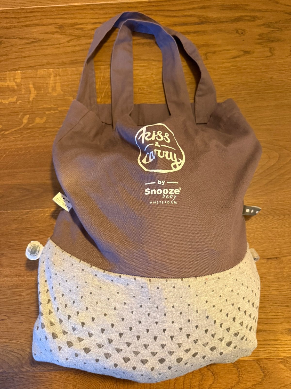 Kiss & Carry by Snooze Baby, Overige merken, Ophalen of Verzenden, Zo goed als nieuw, Buik