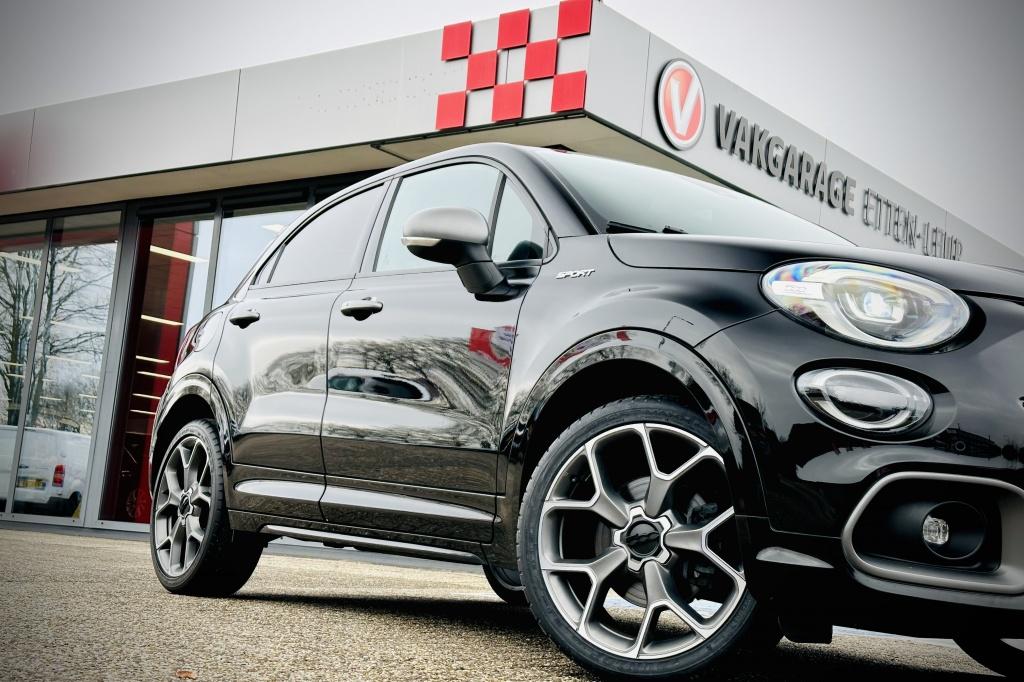 Fiat 500X 1.3 150PK Sport | CAMERA | CARPLAY + ANDROID | ADA, Auto's, 12 maanden, Gebruikt, 4 cilinders, Zwart