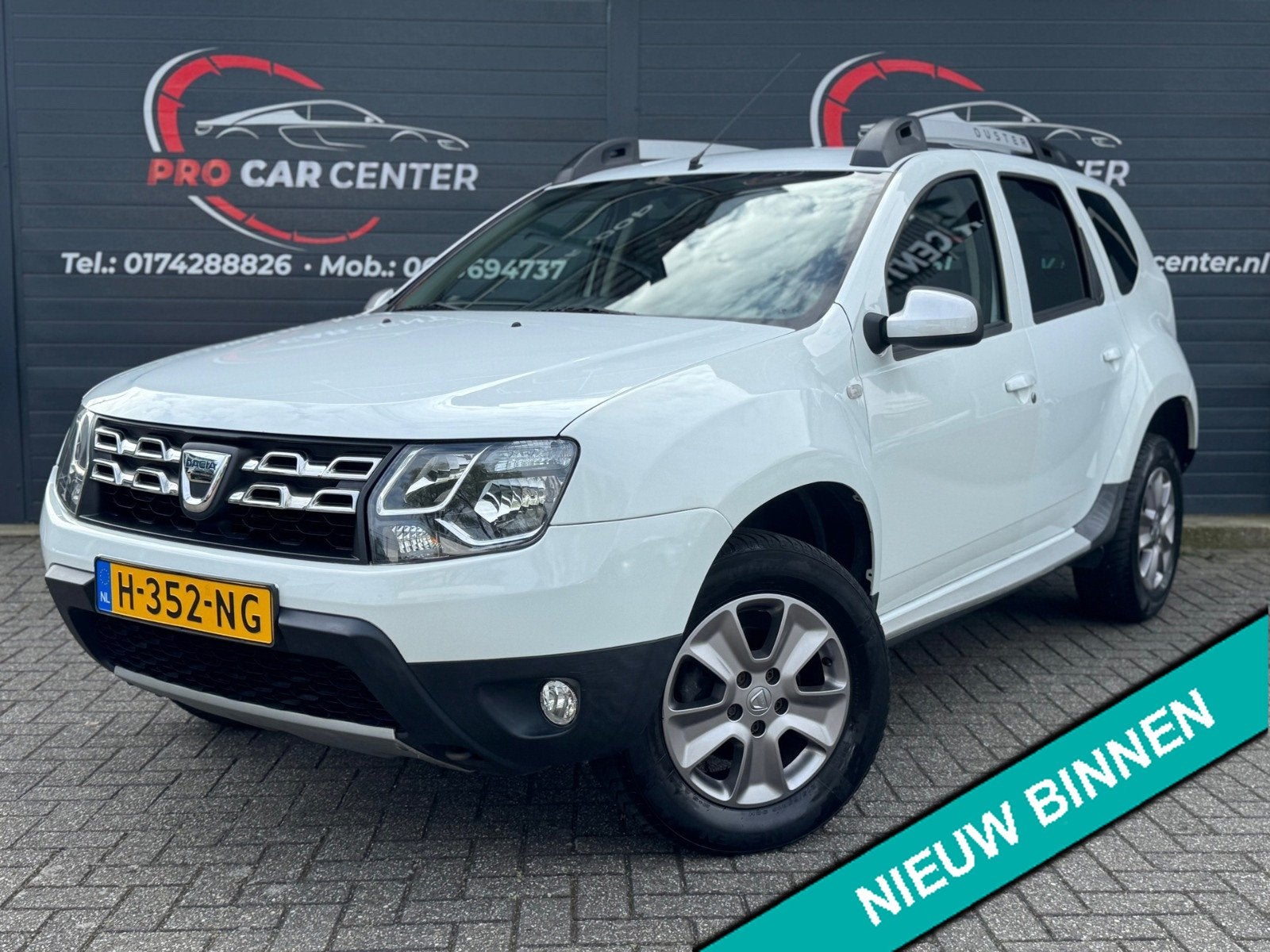 Dacia Duster 1.2 TCe 4x2 Prestige AIRCO|NAV|PDC|EL.RAMEN|LMV, Voorwielaandrijving, Euro 5, Gebruikt, 4 cilinders