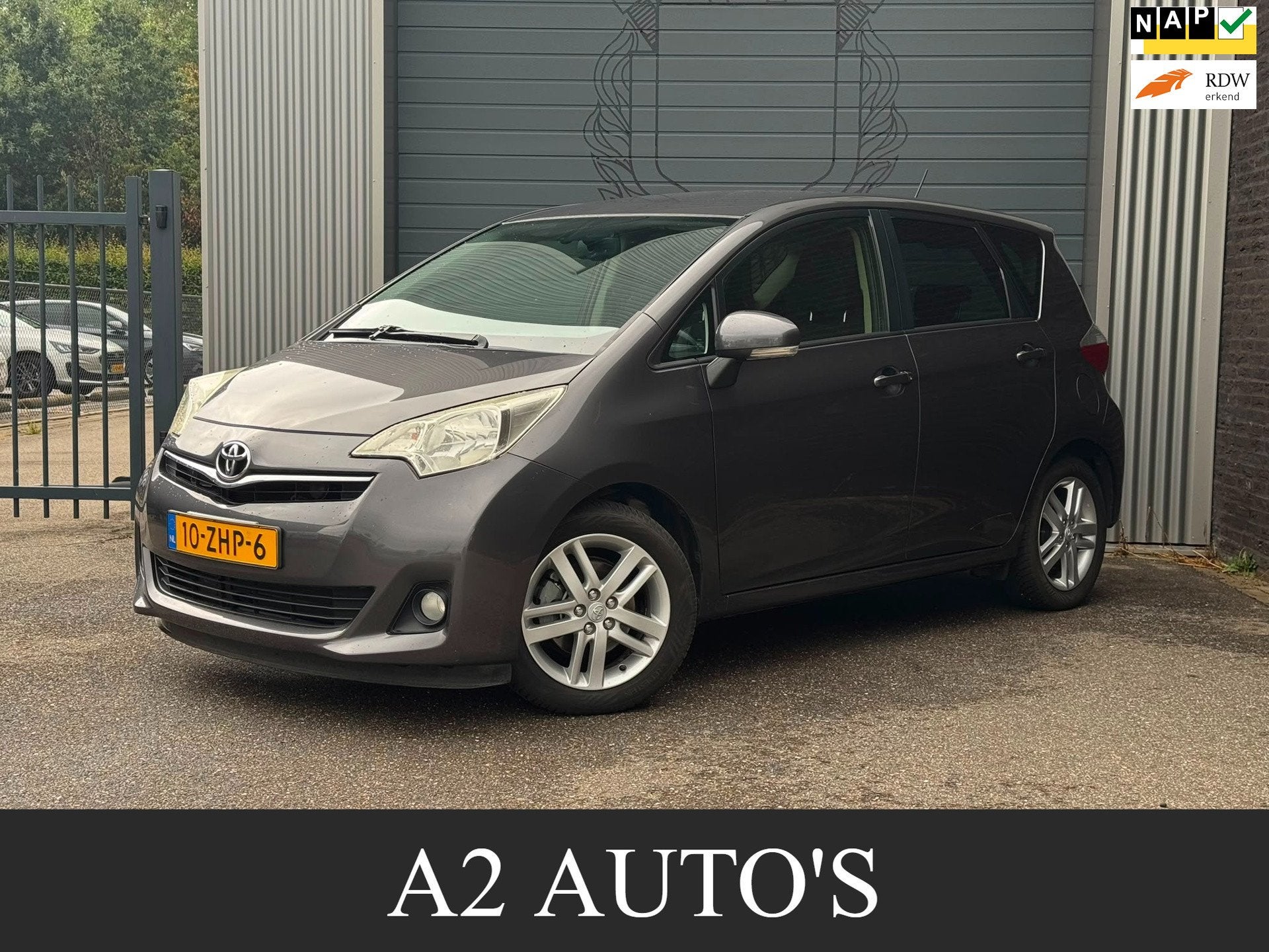 Toyota Verso-S 1.3 VVT-i Dynamic Automaat|Camera|Cruise, Euro 5, Stof, Gebruikt, Start-stop-systeem
