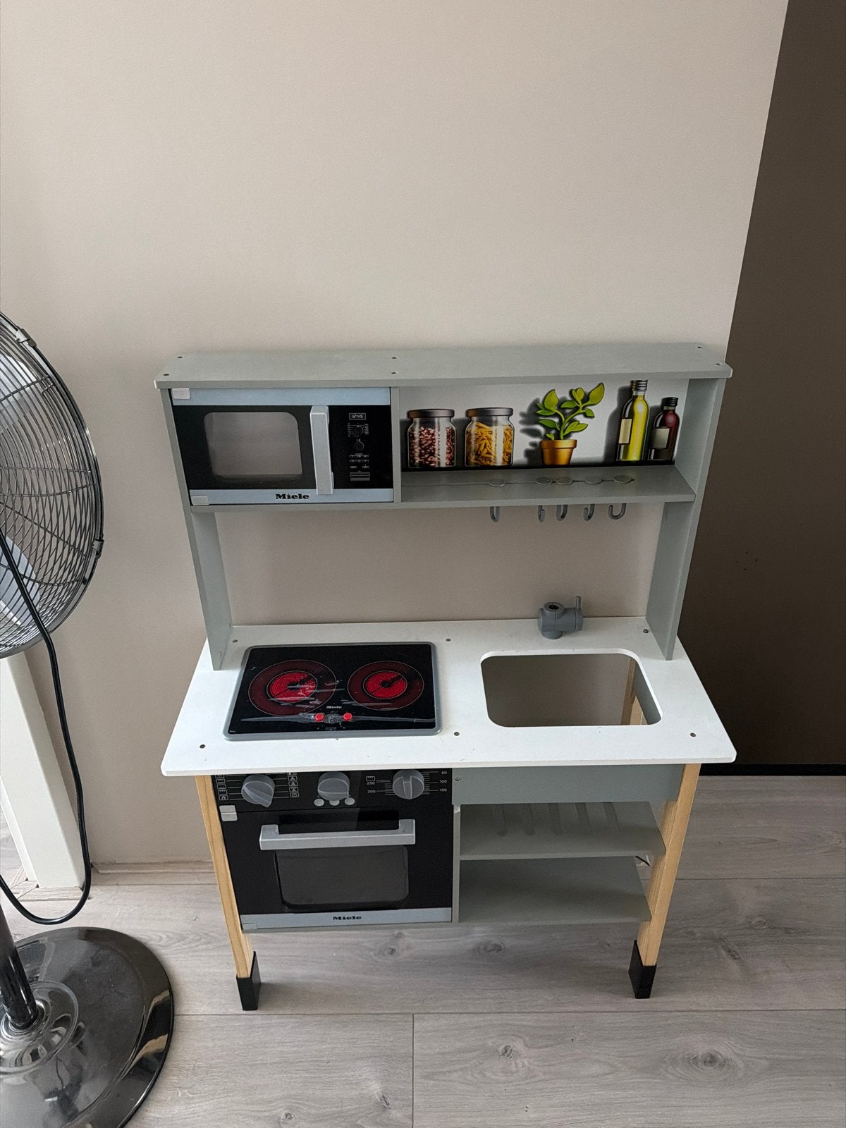 Miele Speelkeuken met Oven, Kookplaat en Magnetron, Ophalen, Gebruikt, Hout, Speelkeuken