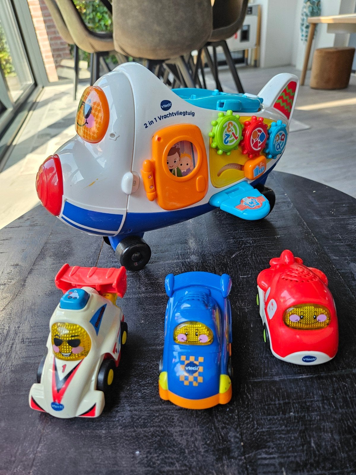 VTech 2-in-1 Vrachtvliegtuig met 3 Toet Toet Auto's, Ophalen of Verzenden, Gebruikt