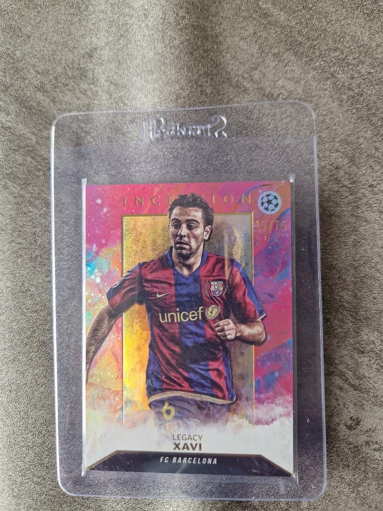 2023-24 Topps Inception Xavi Legacy Purple / 75, Ophalen of Verzenden, Nieuw, Buitenlandse clubs, Spelerskaart