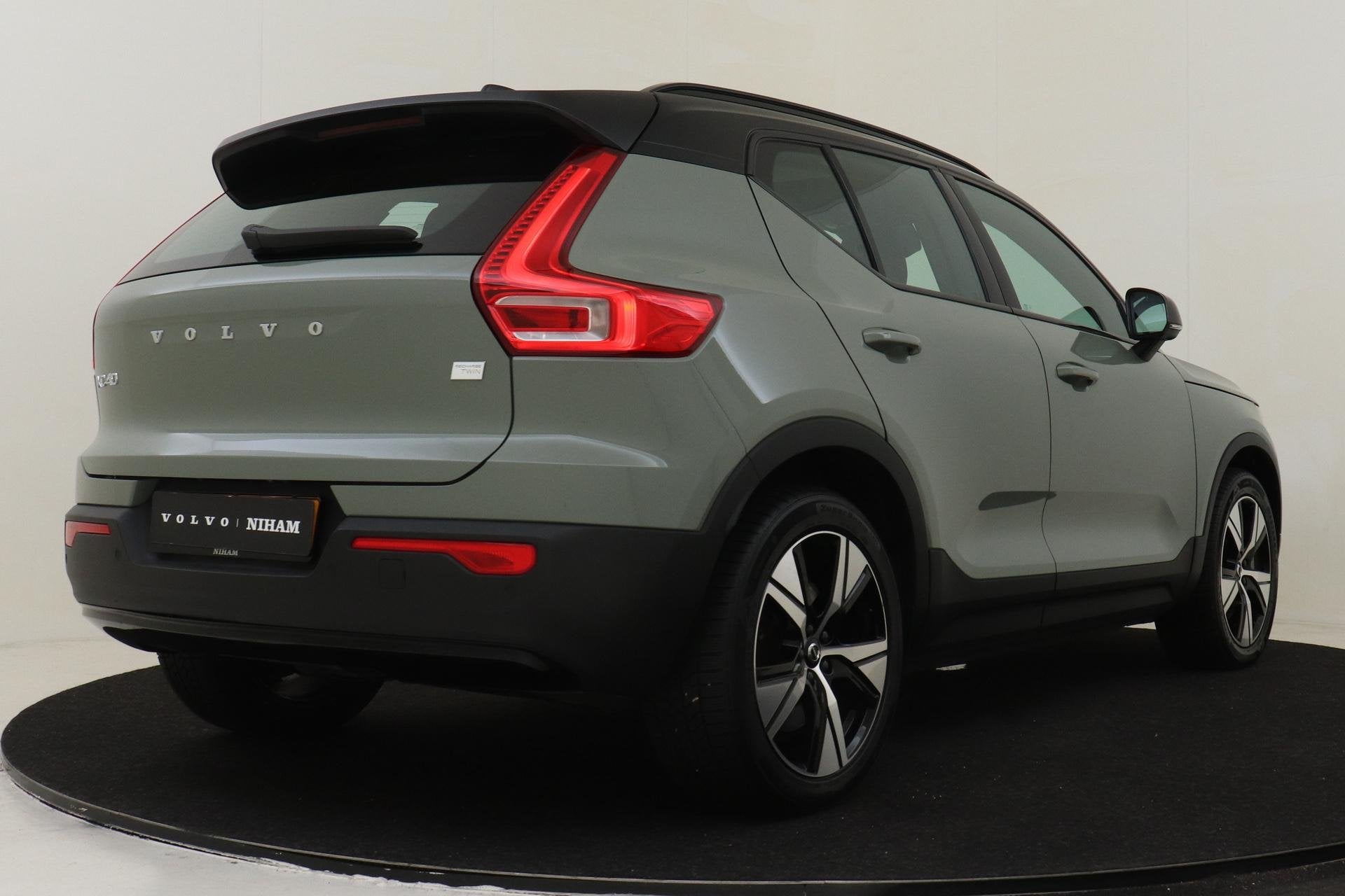 Volvo XC40 RECHARGE TWIN PRO PANO.DAK|HARMAN/KARDON|POWER-SE, Auto's, 12 maanden, Stof, Gebruikt, Origineel Nederlands