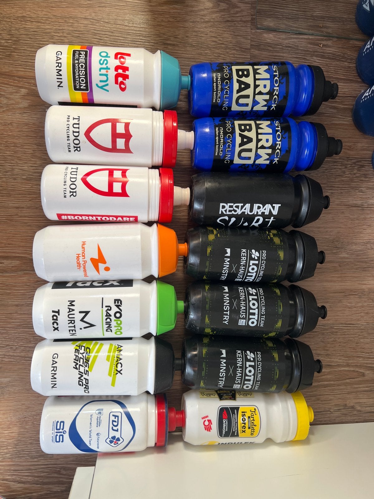 Diverse bidons van professionele wielerteams, Ophalen of Verzenden, Gebruikt, Overige typen