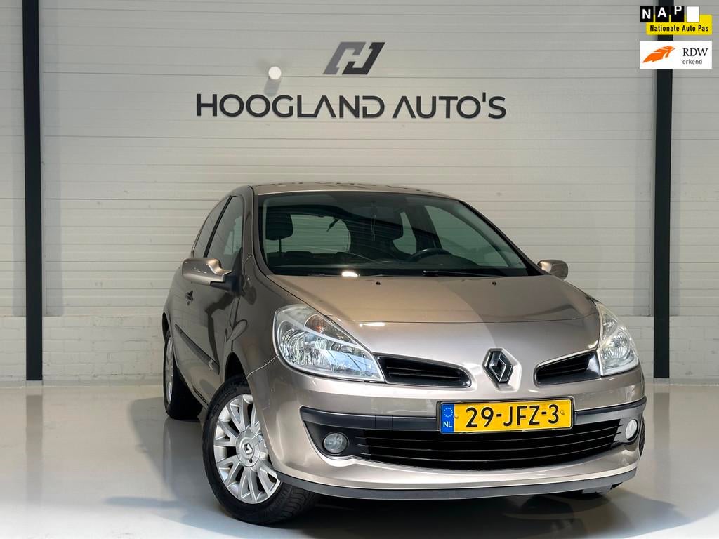 Renault Clio 1.2-16V Collection 2009 Airco NIEUWE APK, Voorwielaandrijving, 535 kg, Gebruikt, 4 cilinders