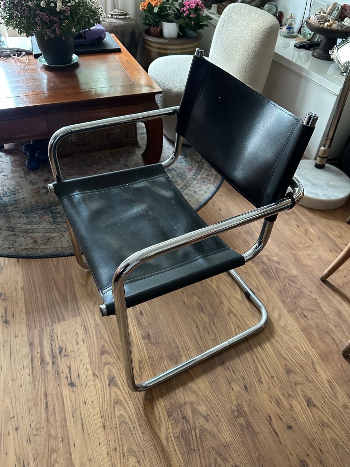 Vintage stoel met dik leer en stevig frame, Ophalen, Gebruikt, Zwart, Leer