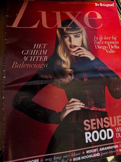 Luxe, bijlage Telegraaf, Ophalen of Verzenden, Gelezen, Damesbladen