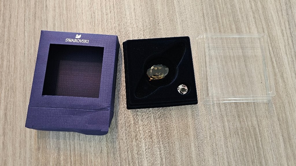 Swarovski Batman Speld! NIEUW!, Verzamelen, Ophalen of Verzenden, Nieuw, Figuurtje