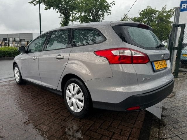 Ford FOCUS Wagon 1.6 TDCI Trend Airco,Navigatie EXPORT PRIJS, Auto's, Ford, Euro 5, Stof, Gebruikt, 4 cilinders