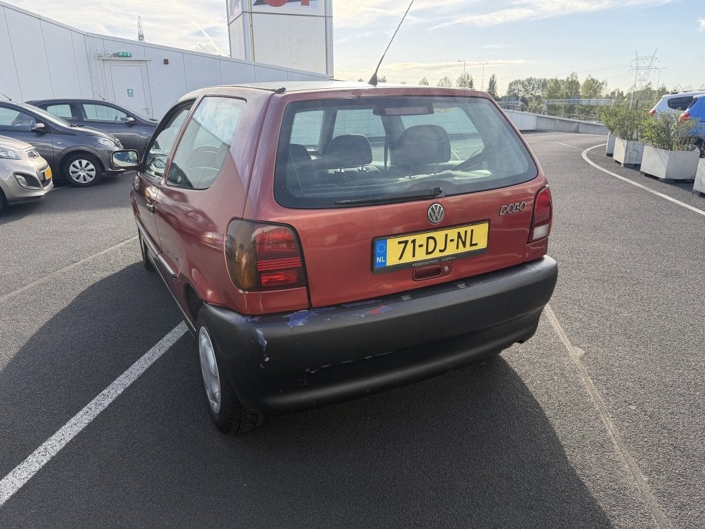 Volkswagen Polo 1.6 (bj 1999, automaat), foto 5