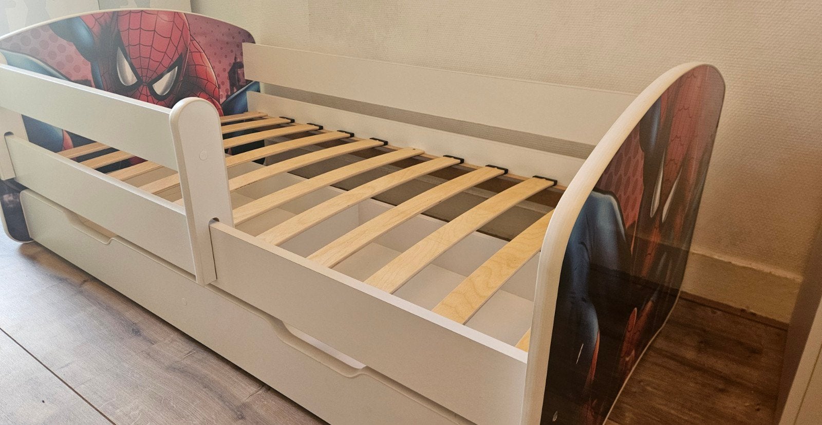 Kinderbed Spiderman met opberglade 140cm, Kinderen en Baby's, Kinderkamer | Bedden, 70 tot 85 cm, 140 tot 160 cm, Zo goed als nieuw
