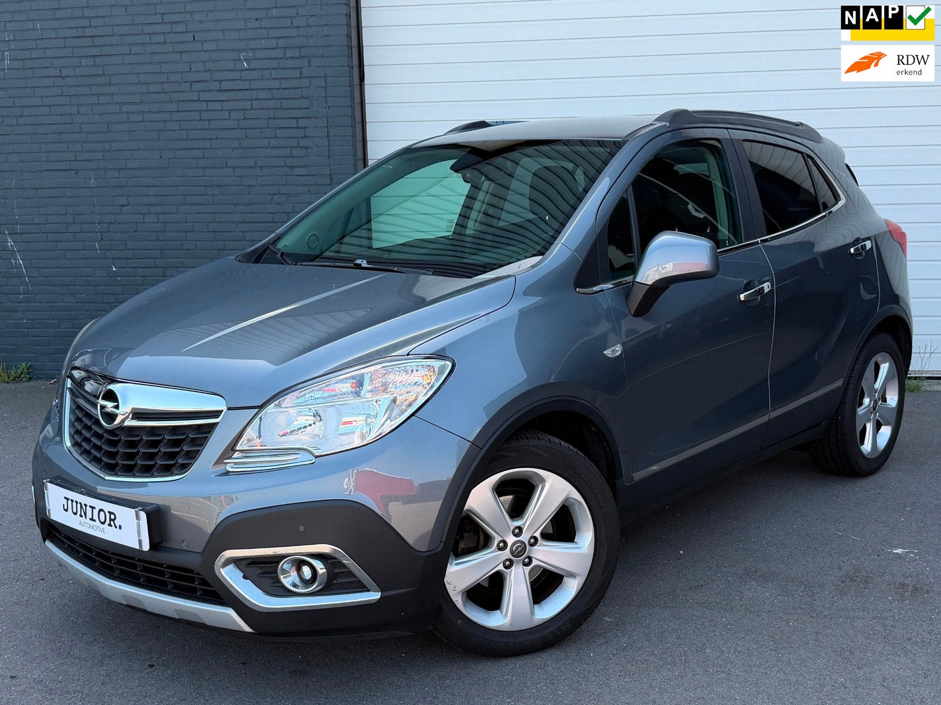 Opel Mokka 1.6 Edition STOEL-STUURVERWARMING/CRUISE/CLIMA/LM, Voorwielaandrijving, Euro 5, Gebruikt, Zwart