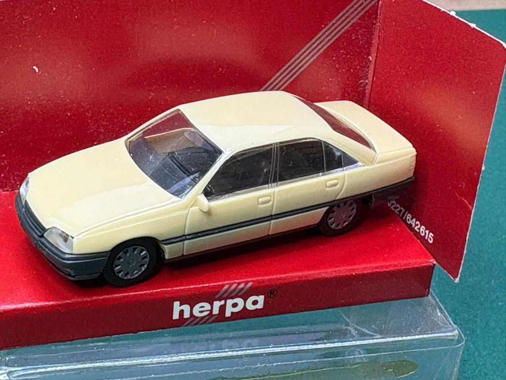Herpa Opel Omega GLS IMG7225/6, Hobby en Vrije tijd, Modelauto's | 1:87, Ophalen of Verzenden, Nieuw, Auto, Herpa